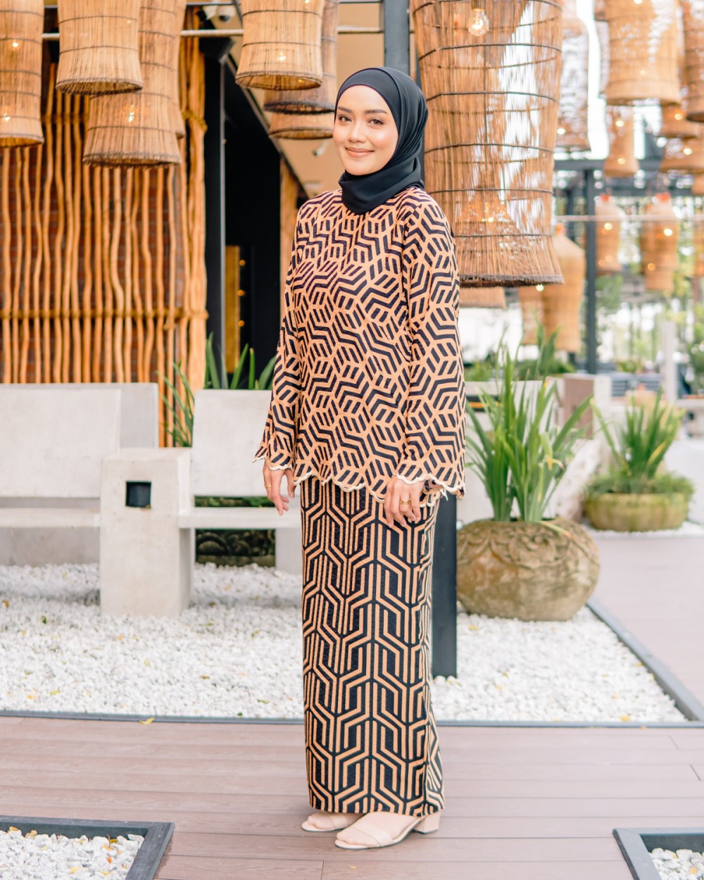 Kurung Qlarissa in Brown