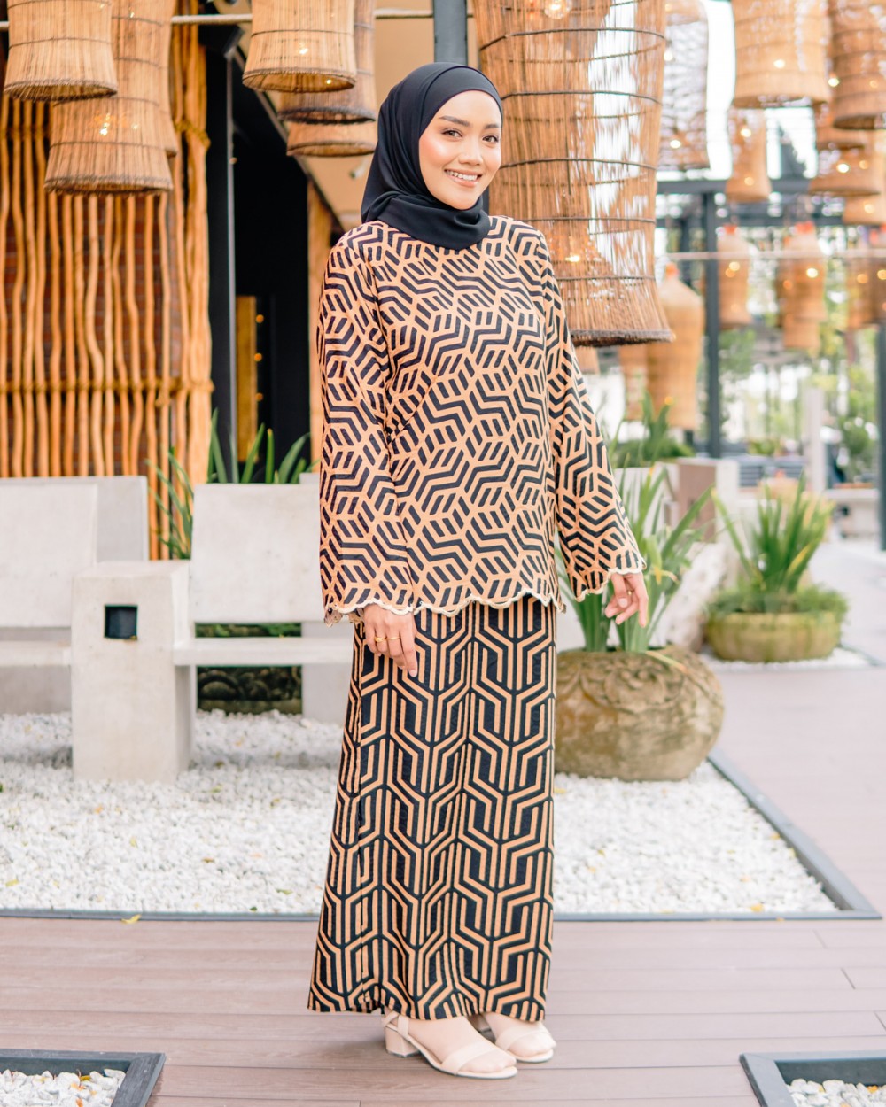 Kurung Qlarissa in Brown