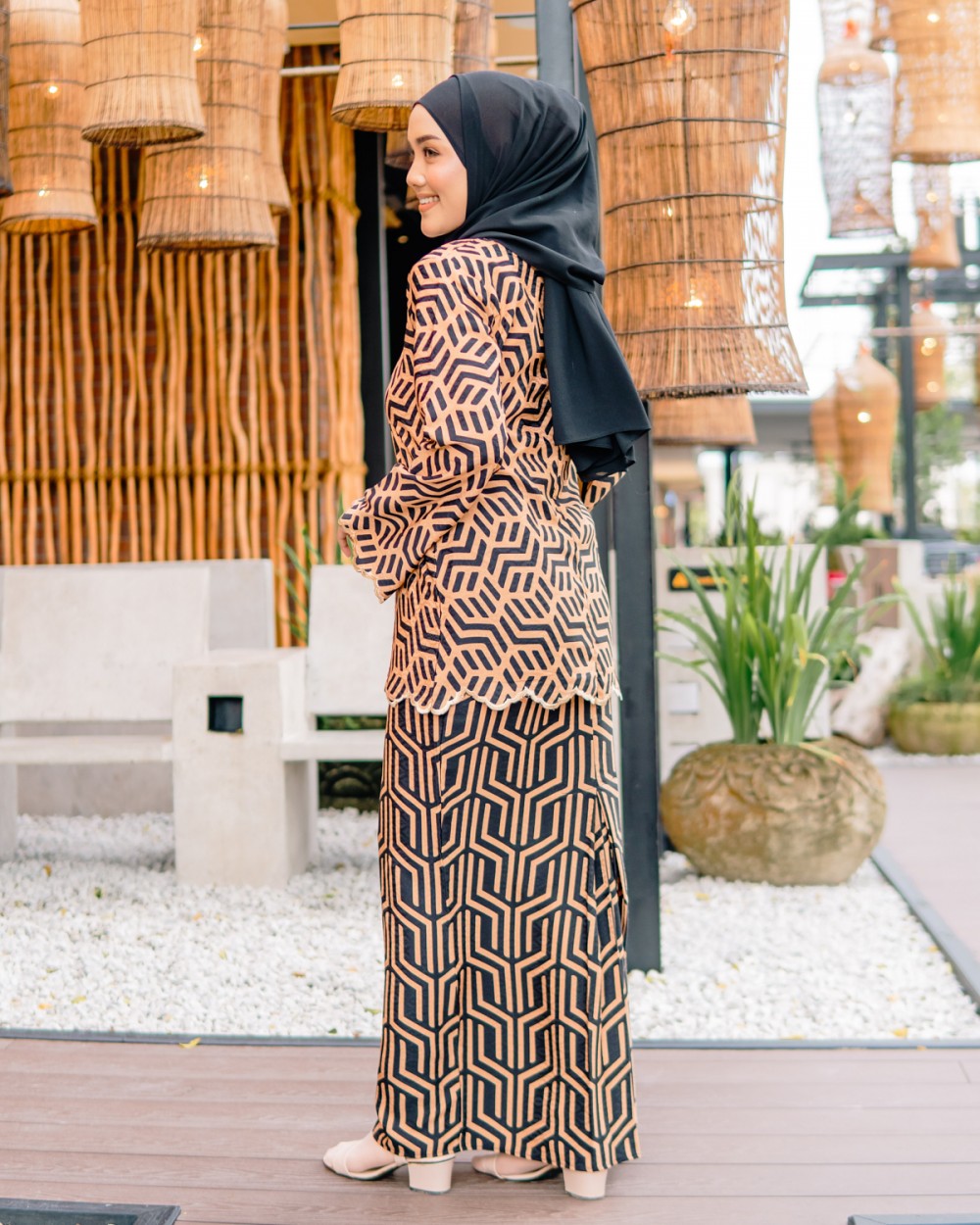 Kurung Qlarissa in Brown