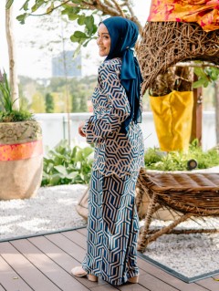 Kurung Qlarissa In Navy Blue