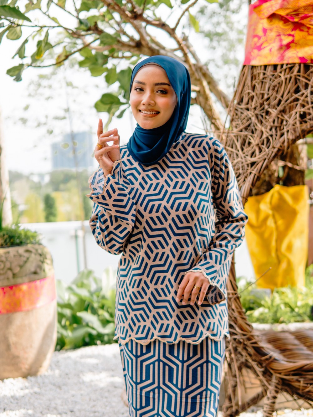 Kurung Qlarissa In Navy Blue