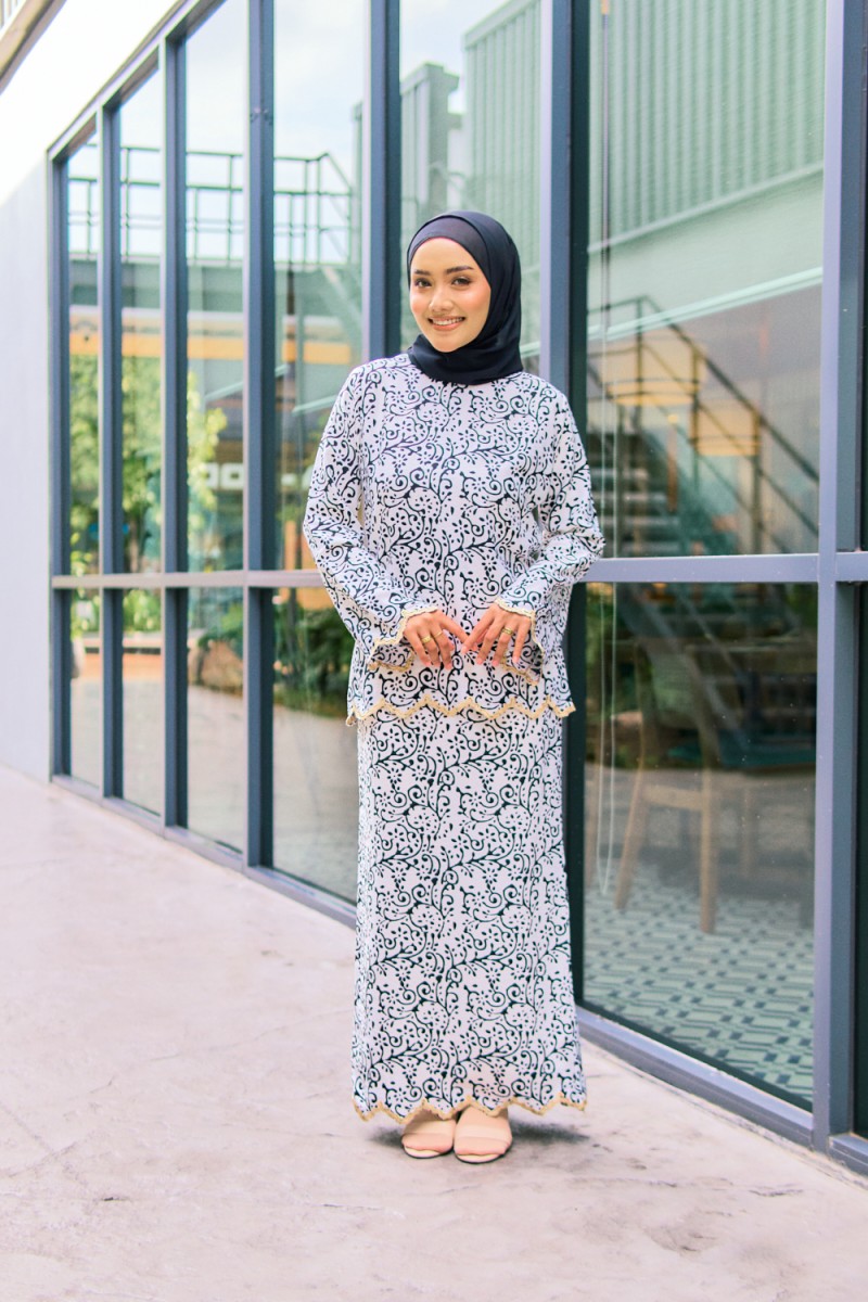 Kurung Natalie In Cookies Cream