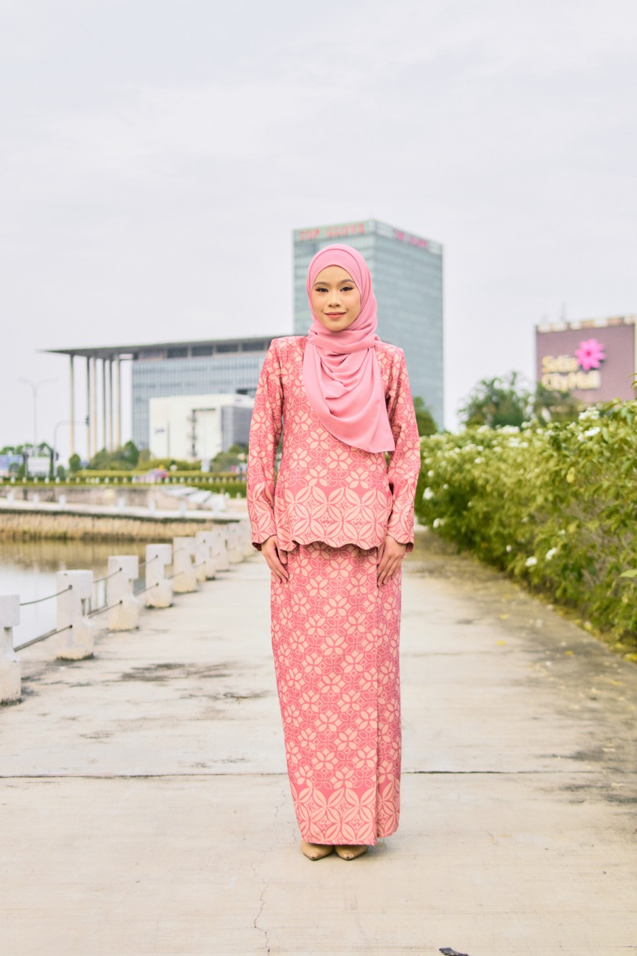 Kurung Milea in Pink