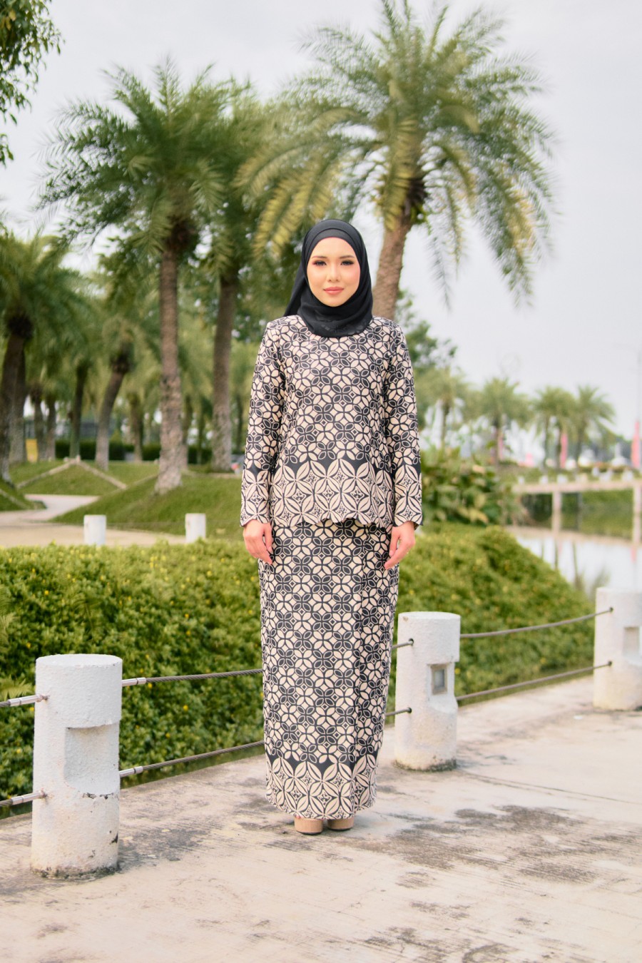 Kurung Milea In Black