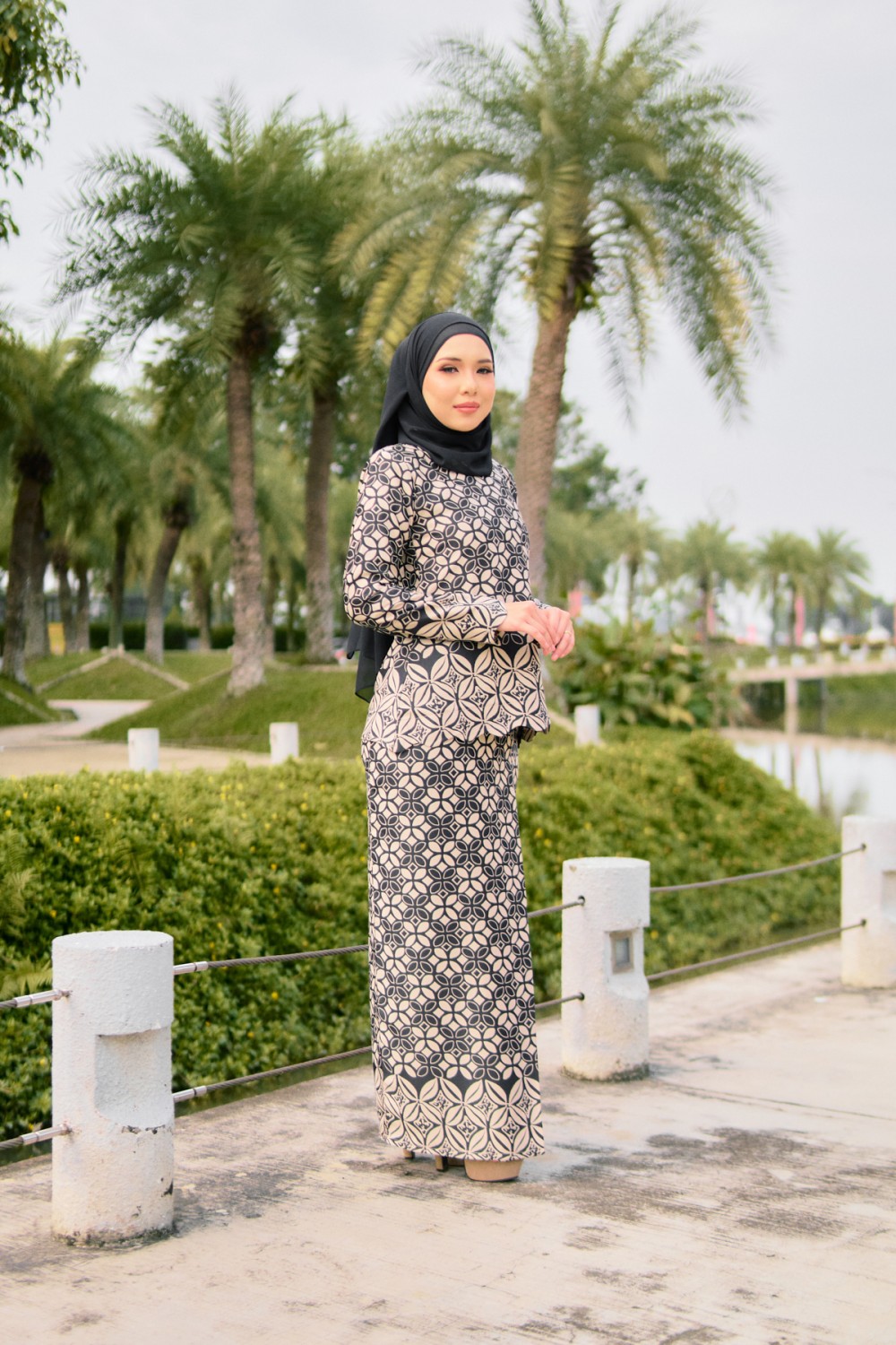 Kurung Milea In Black