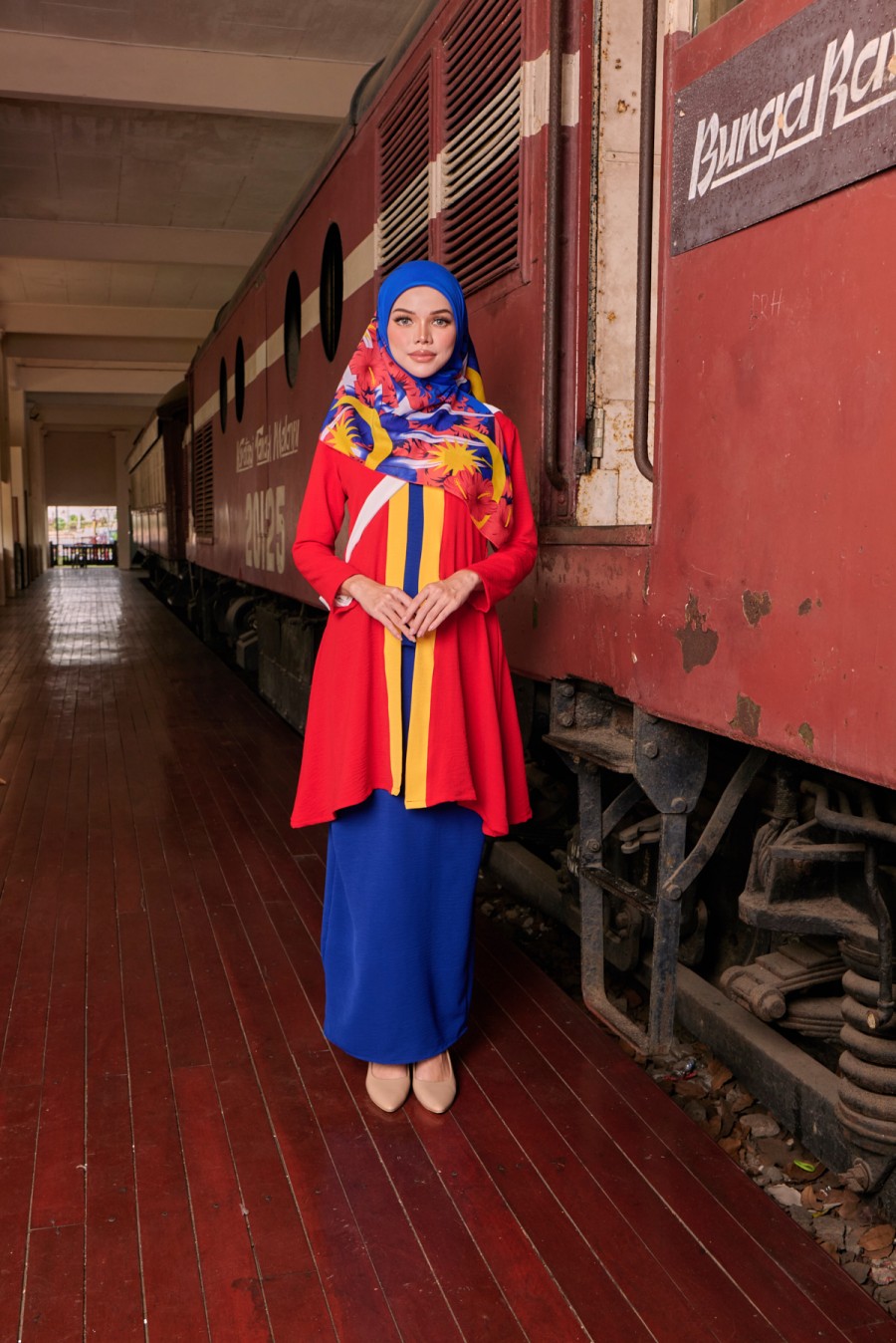 Kebaya Srikandi In Merah