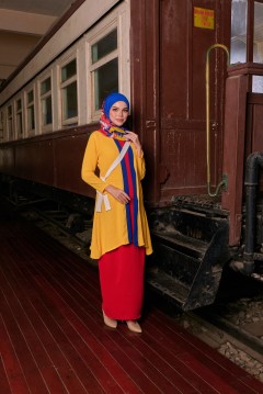 Kebaya Srikandi in Kuning