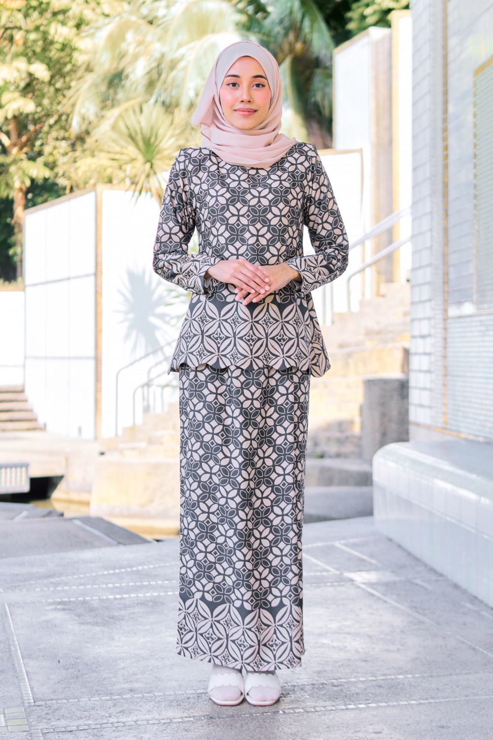 Kurung Milea Grey