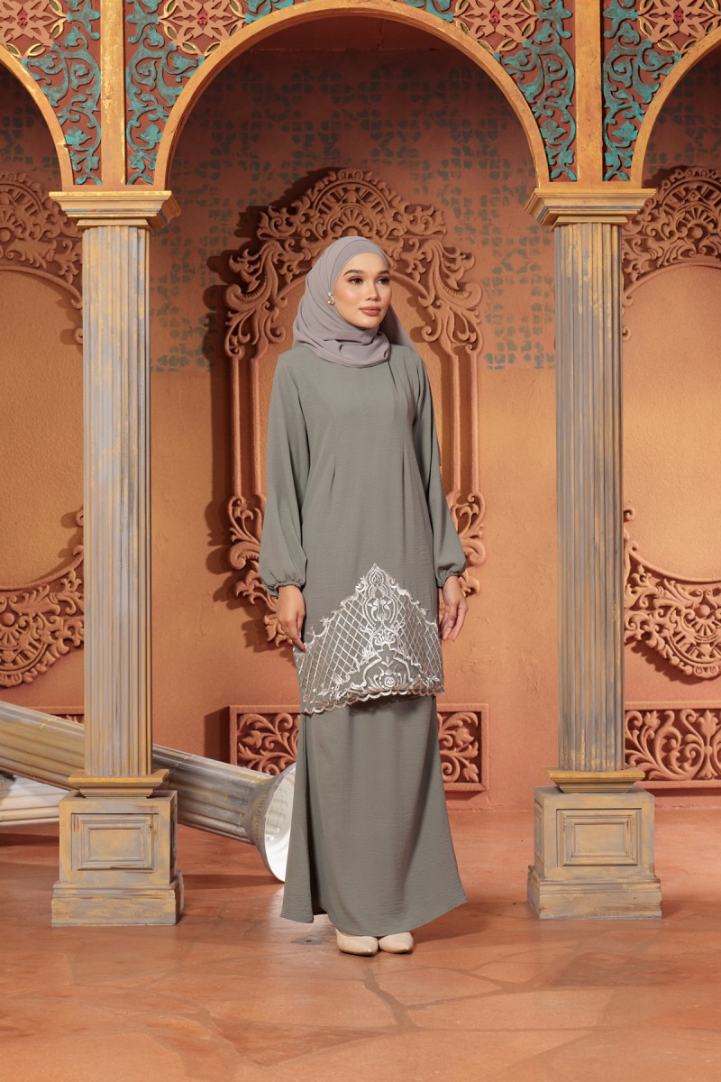 Kurung Hazel In Grey