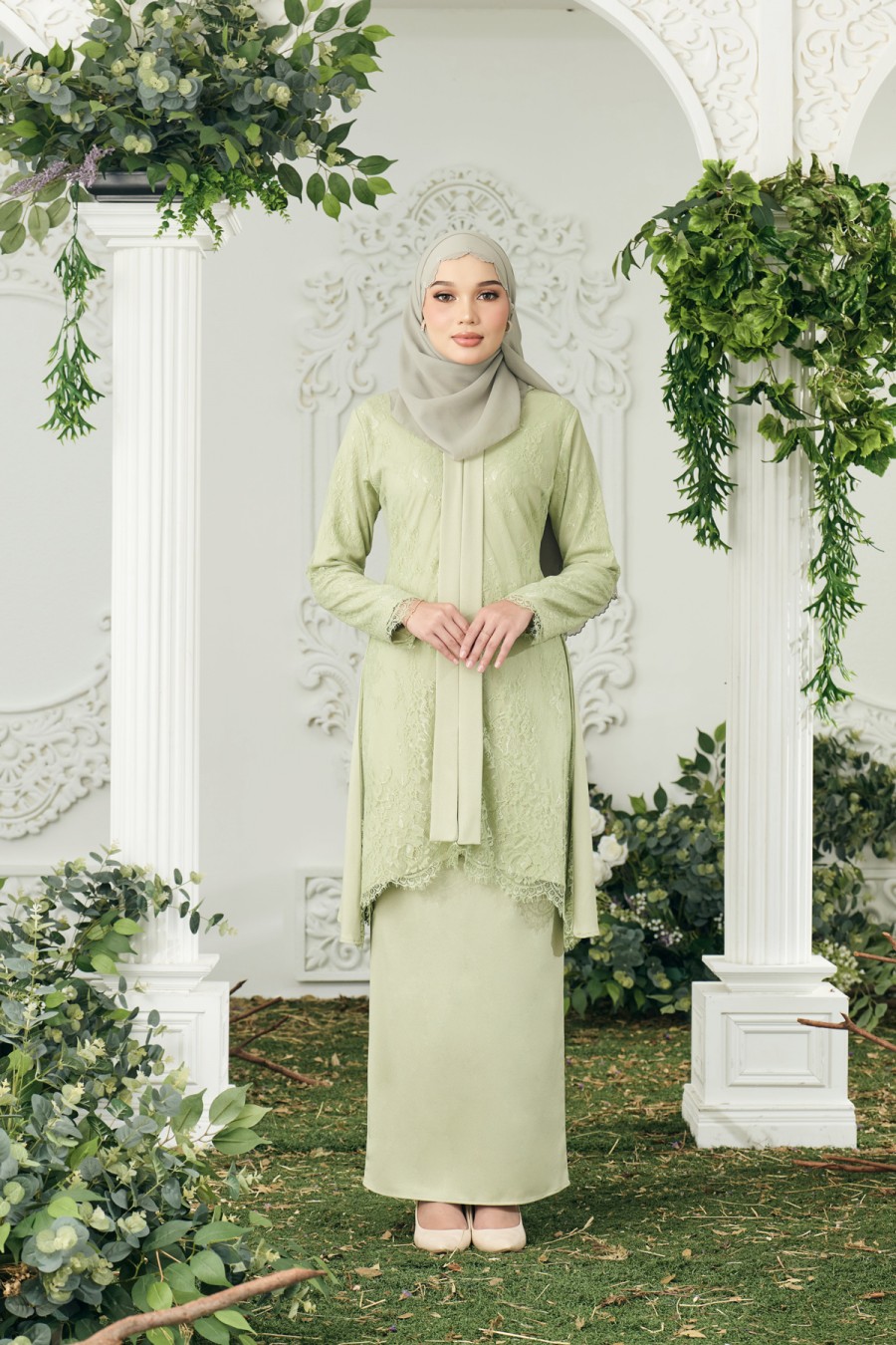 Kebaya Grace In Sage Green