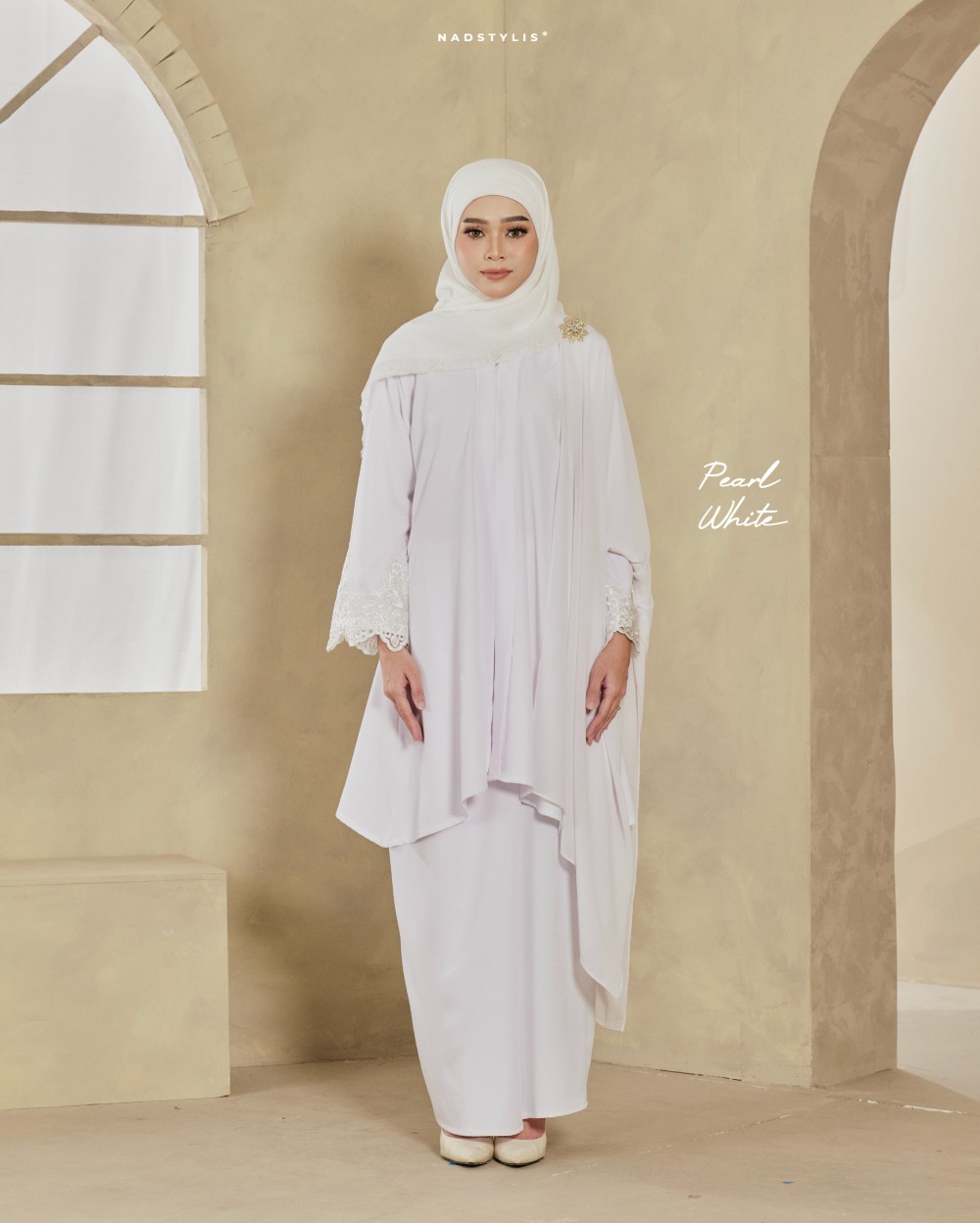 Kebaya Teja In Pearl White