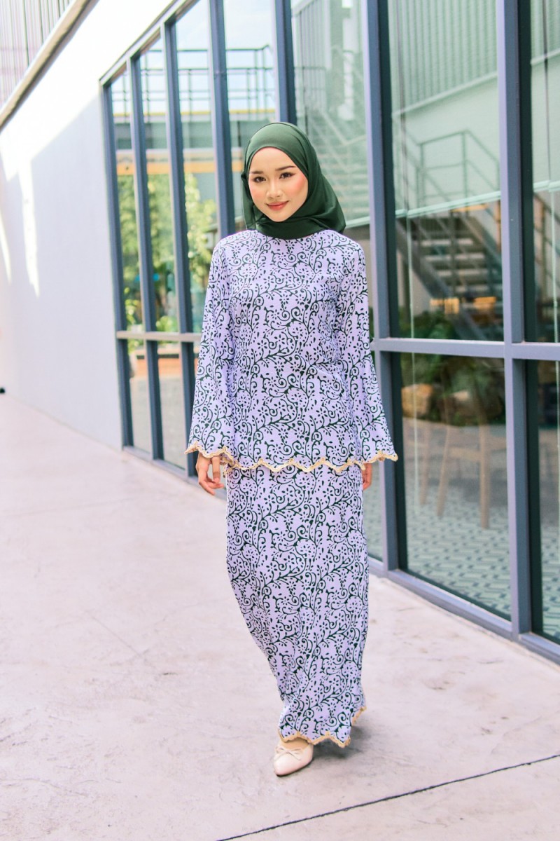 Kurung Natalie In Blueberry