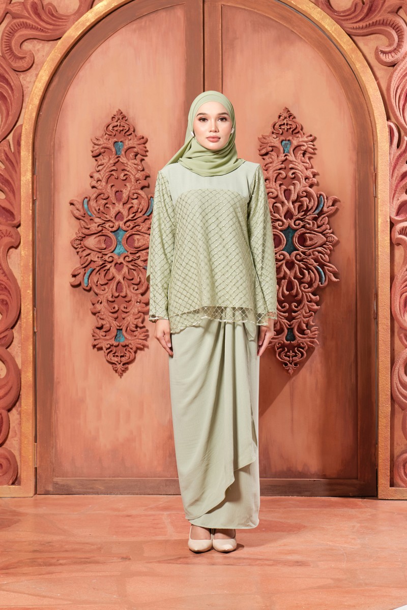 Kurung Nada In Sage Green